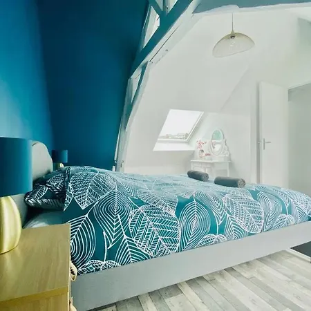 Appartement Confort Et Chaleureux - Parking Prive