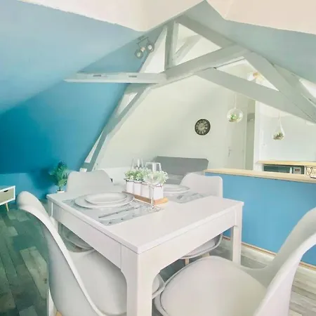 Appartement Confort Et Chaleureux - Parking Prive *